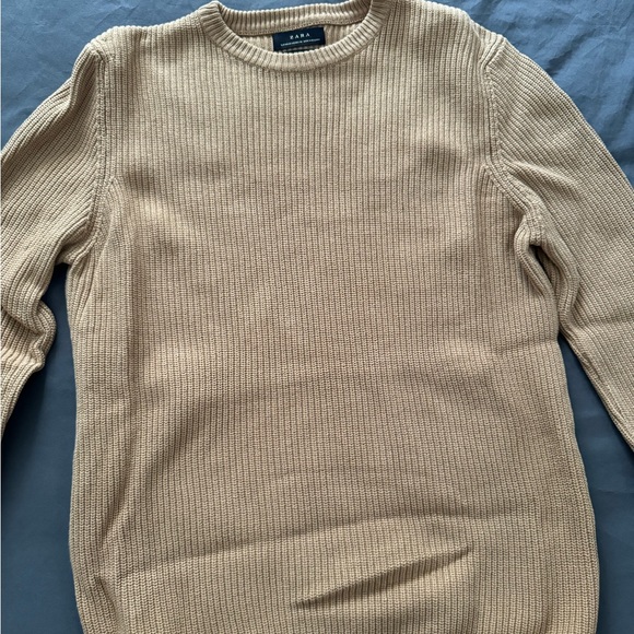 Zara sweater - Picture 2 of 2